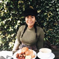 Sitter Profile Image: Ana G.