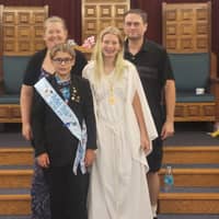 Sitter Profile Image: Serena L.