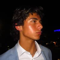 Sitter Profile Image: Tomas G.