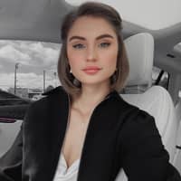 Sitter Profile Image: Stella T.