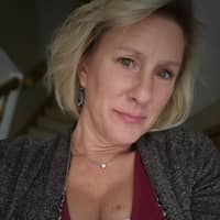 Sitter Profile Image: Tracy F.