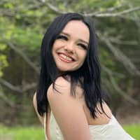 Sitter Profile Image: Fallon S.