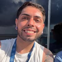 Sitter Profile Image: Dustin R.