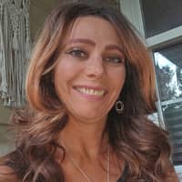 Sitter Profile Image: Julia S.