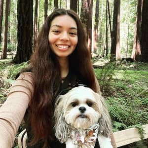 Sitter Profile Image: Alyssa A.