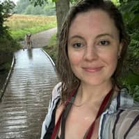 Sitter Profile Image: Elizabeth H.