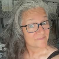 Sitter Profile Image: Angelena L.