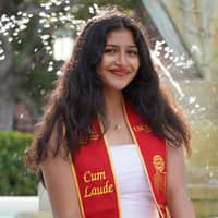 Sitter Profile Image: Rebecca T.