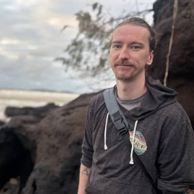 Sitter Profile Image: Justin M.