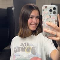 Sitter Profile Image: Abigail G.