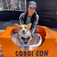 Sitter Profile Image: Aida J.