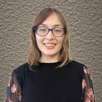 Sitter Profile Image: Violet S.