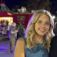 Sitter Profile Image: makenna m.