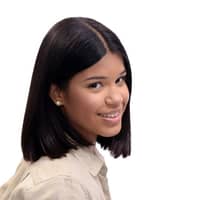 Sitter Profile Image: Nayrelin R.