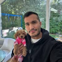 Sitter Profile Image: yasmine i.