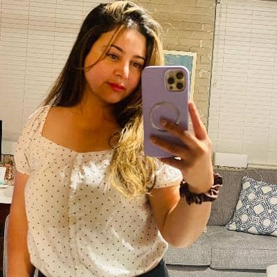 Sitter Profile Image: Hawraa Q.
