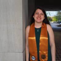 Sitter Profile Image: Laura P.