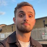 Sitter Profile Image: Lawrence T.