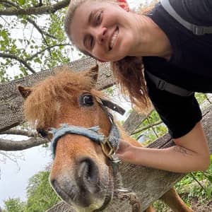 Sitter Profile Image: Zoe V.