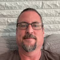 Sitter Profile Image: Shawn H.