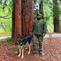 Sitter Profile Image: Darius B.