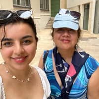 Sitter Profile Image: Carolina M.