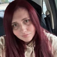 Sitter Profile Image: Freya B.