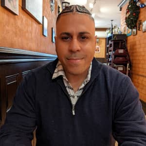 Sitter Profile Image: Angel R.