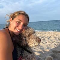 Sitter Profile Image: Josephine P.