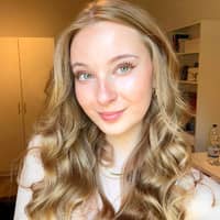 Sitter Profile Image: Carolin G.