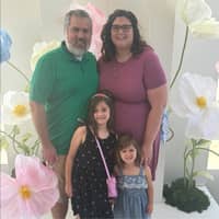 Sitter Profile Image: Christopher & Jennifer S.