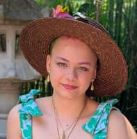 Sitter Profile Image: Lilia T.