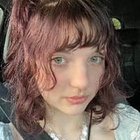 Sitter Profile Image: Leah W.