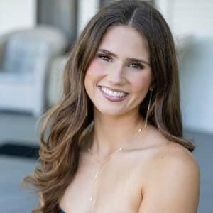 Sitter Profile Image: Karis G.