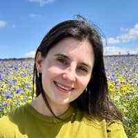 Sitter Profile Image: Nina N.