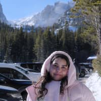 Sitter Profile Image: Betsy R.