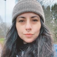 Passarens profilbild: JOCELYN L.