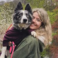 Sitter Profile Image: Briony B.