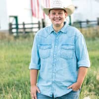 Sitter Profile Image: Hallie B.