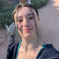 Sitter Profile Image: Danni M.