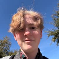 Sitter Profile Image: Ash W.