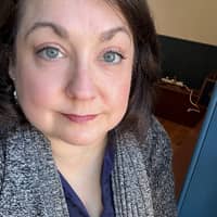 Sitter Profile Image: Amanda V.