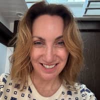 Sitter Profile Image: Erin C.