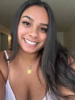 Sitter Profile Image: Mary R.