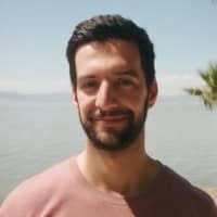 Sitter Profile Image: Luis V.