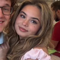 Sitter Profile Image: Mia C.