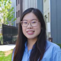 Sitter Profile Image: Leslie C.