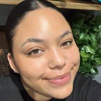 Sitter Profile Image: Mia B.