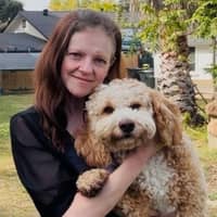 Sitter Profile Image: Julia B.