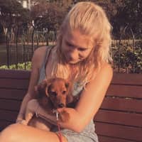 Sitter Profile Image: Olivia T.